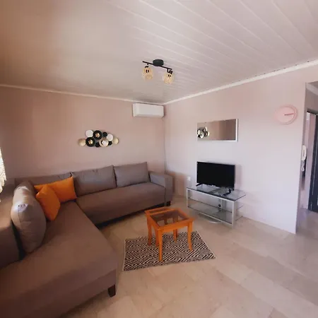 Apartment Skyloft Nea Karvali